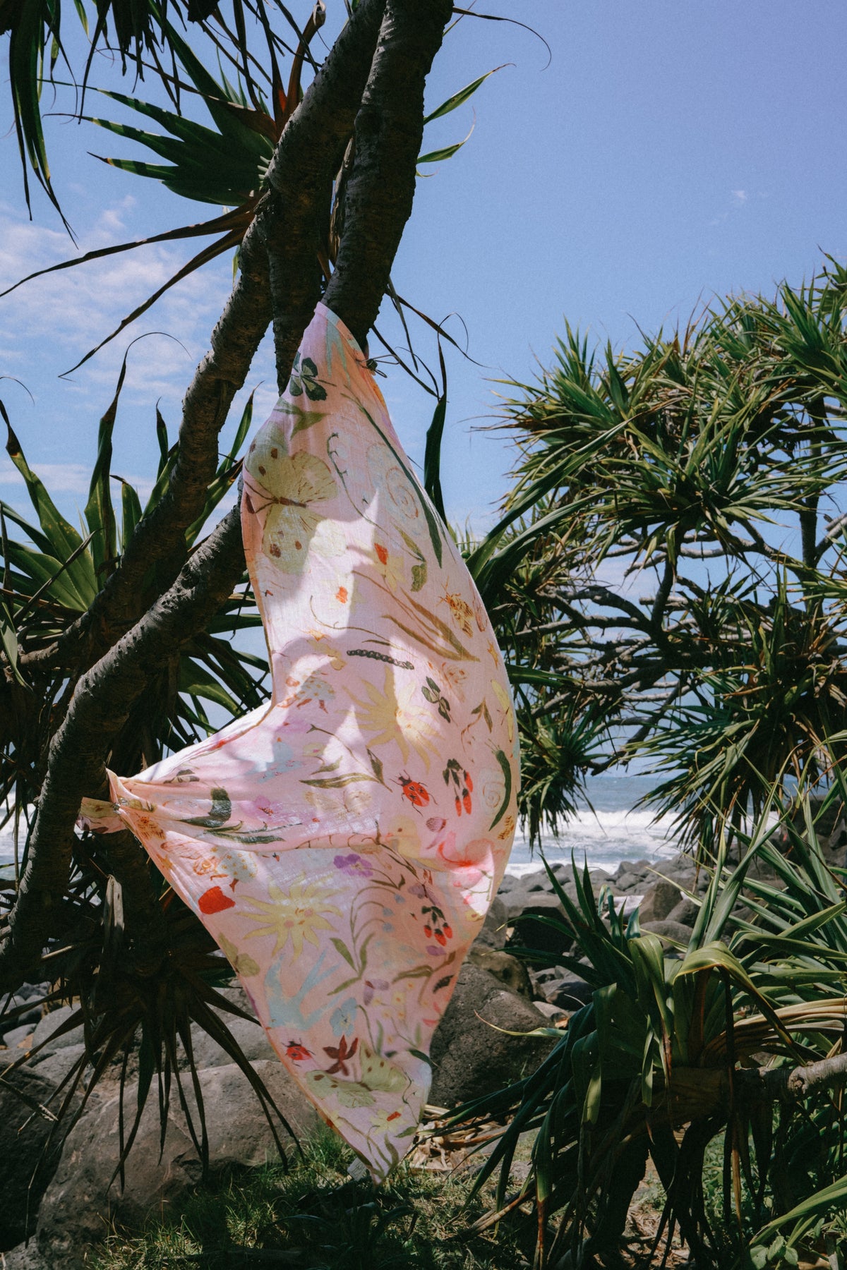 Magic Garden Wrap