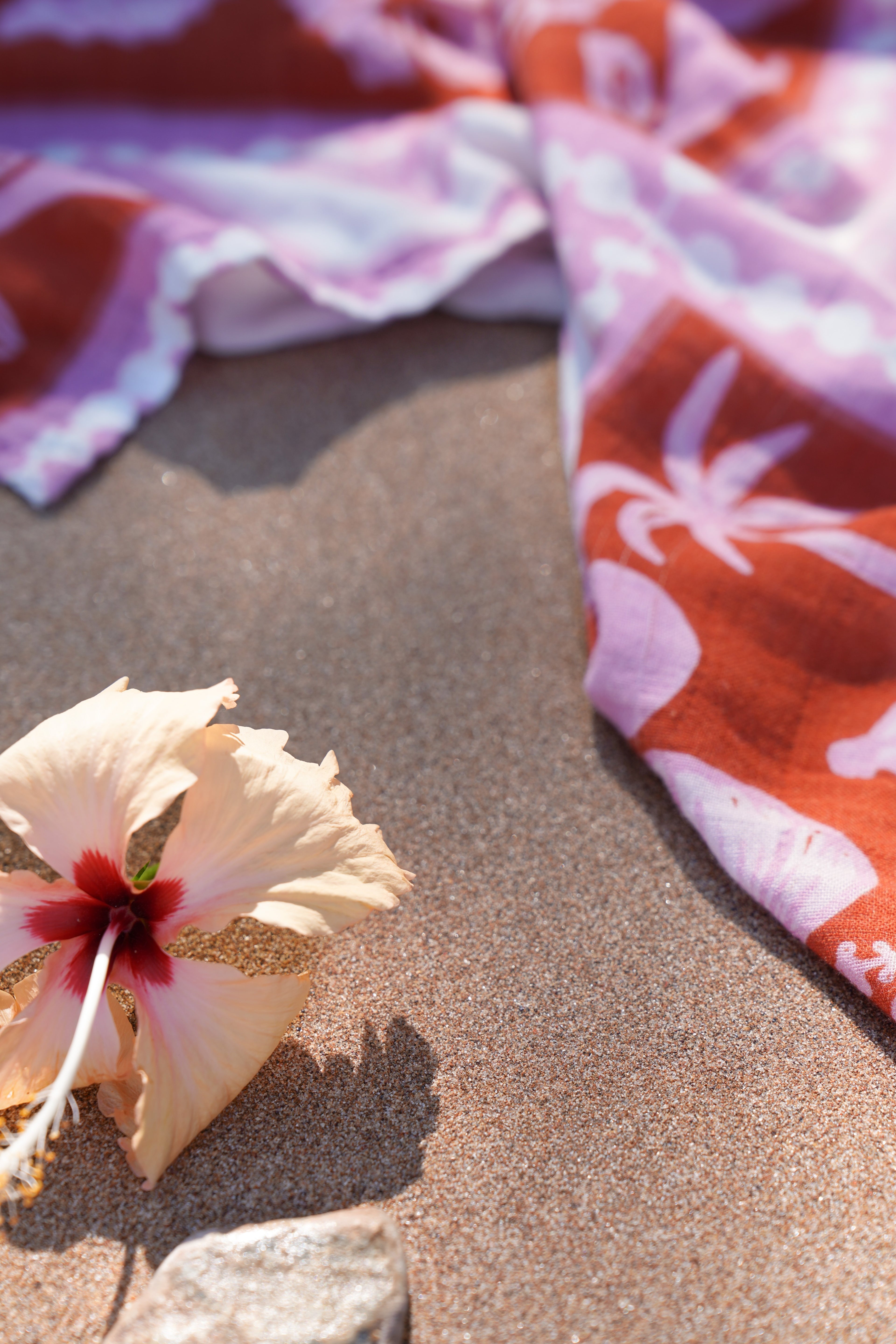 Big Island Life | Pink Red Wrap