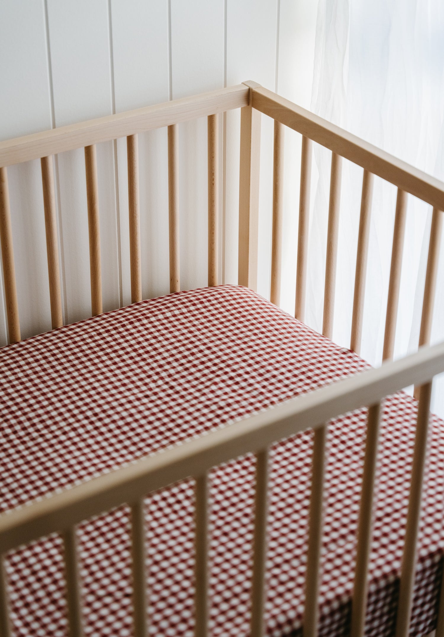 Mulberry Gingham Linen Bassinet Sheet