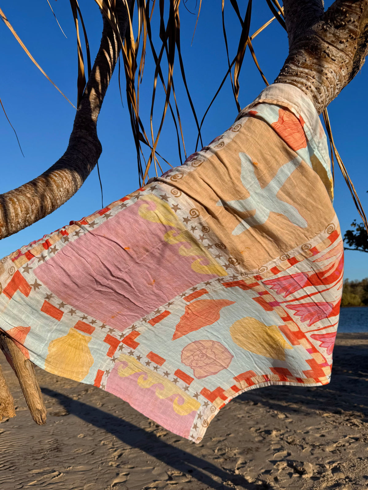 Mulberry Tide Wrap