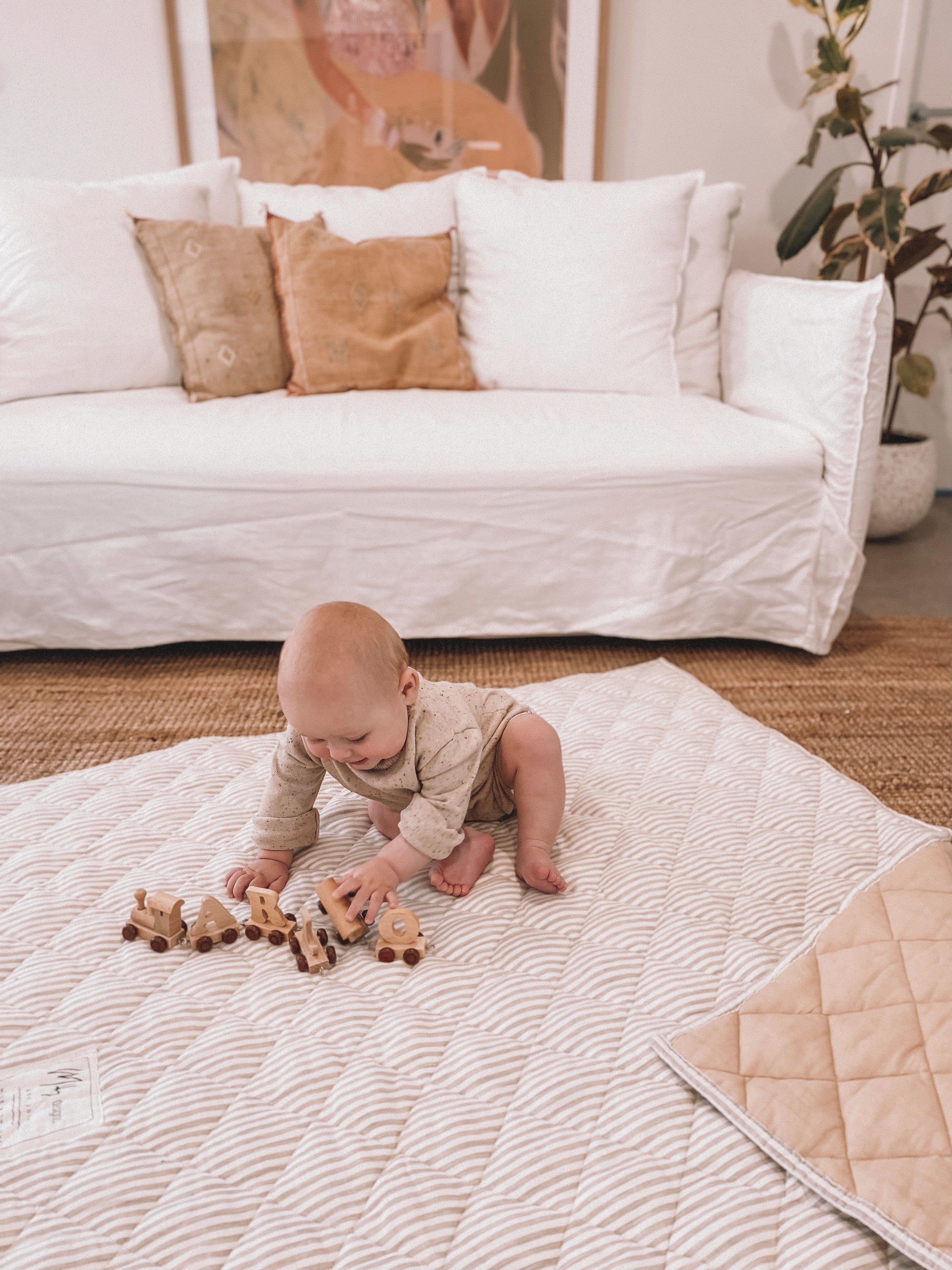 Beige Stripe / Sand - rug